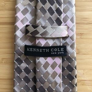 Kenneth Cole Silk Necktie In Brown/Tan With Pink